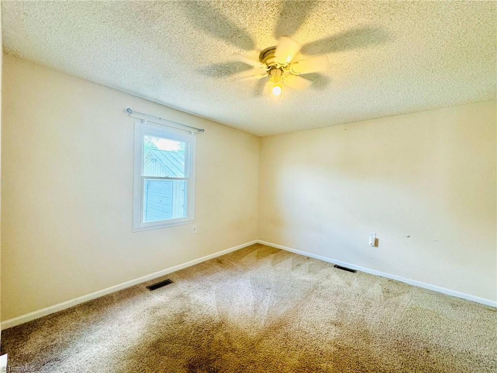 2742 Darrow Road Walkertown, NC 27051 - Photo 20 of 28 Gallery Image 20