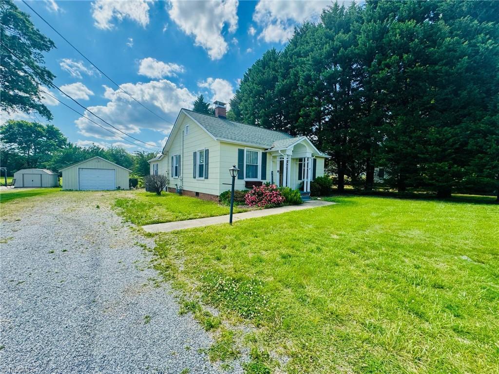 2742 Darrow Road Walkertown, NC 27051 - Photo 24 of 28 Gallery Image 24