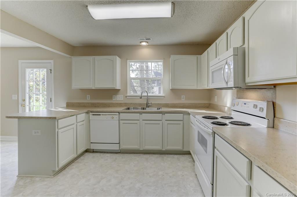1226 Winding Path Road Clover, SC 29710 - Photo 15 of 41 Gallery Image 15