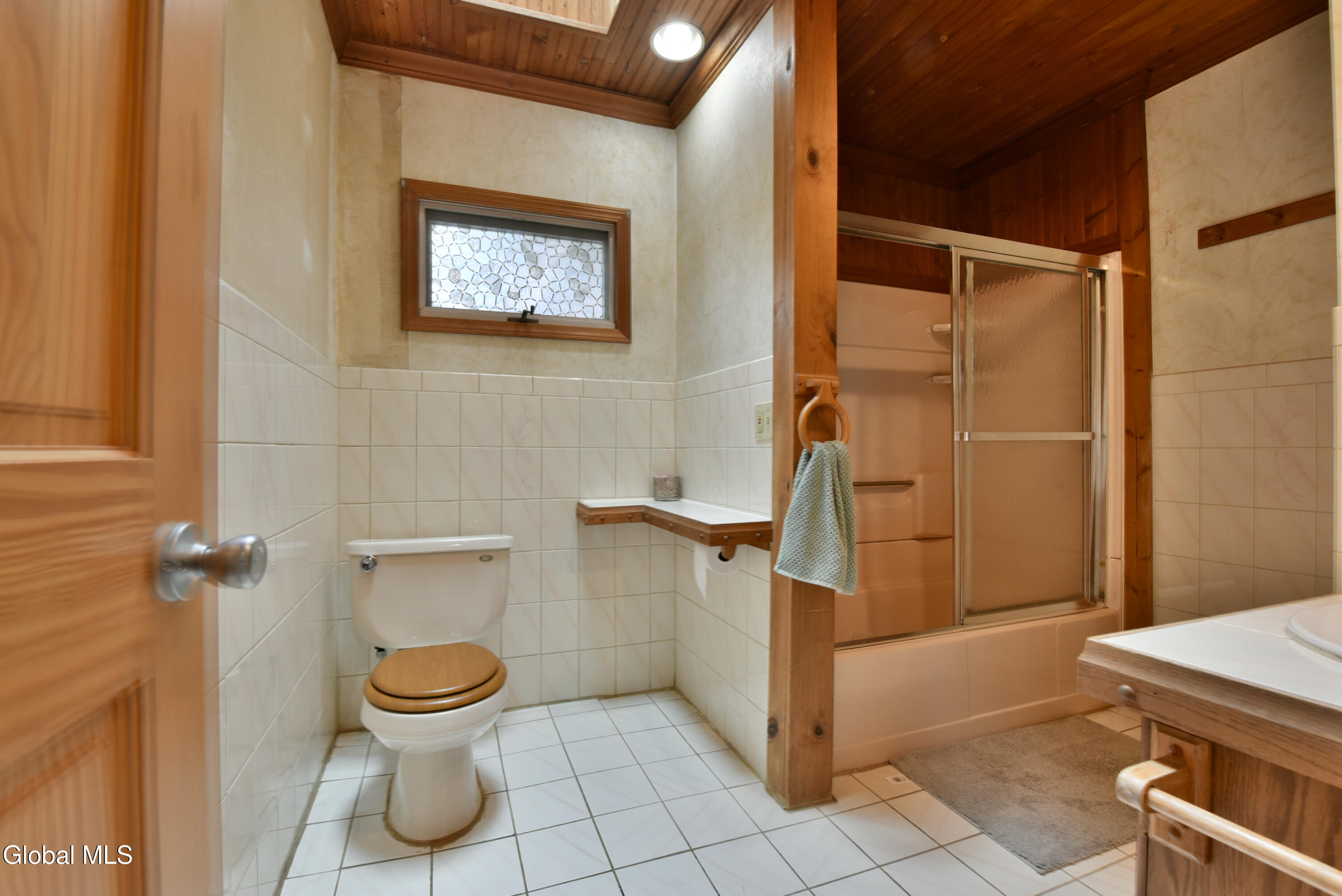 87 Lasher Road Bethlehem, NY 12158 - Photo 22 of 52 23