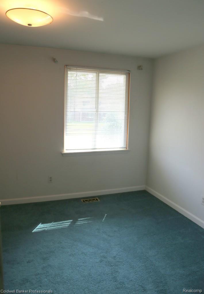 16203 Wayne Road Livonia, MI 48154 - Photo 24 of 30 Bedroom three