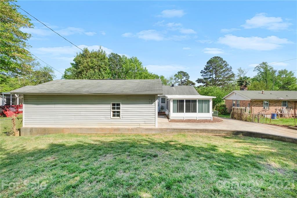 5125 Springview Road Charlotte, NC 28213 - Photo 13 of 20 Gallery Image 13