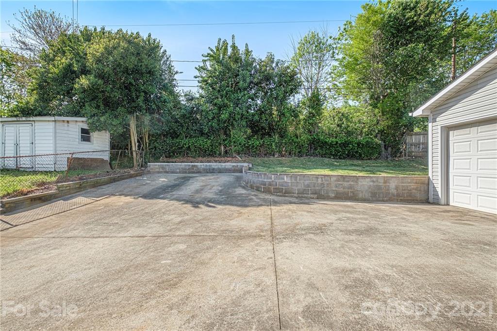 5125 Springview Road Charlotte, NC 28213 - Photo 14 of 20 Gallery Image 14