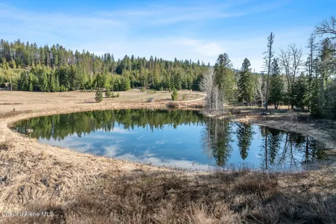 $1,467,500 | 233 James Road, Sagle, ID 83860
