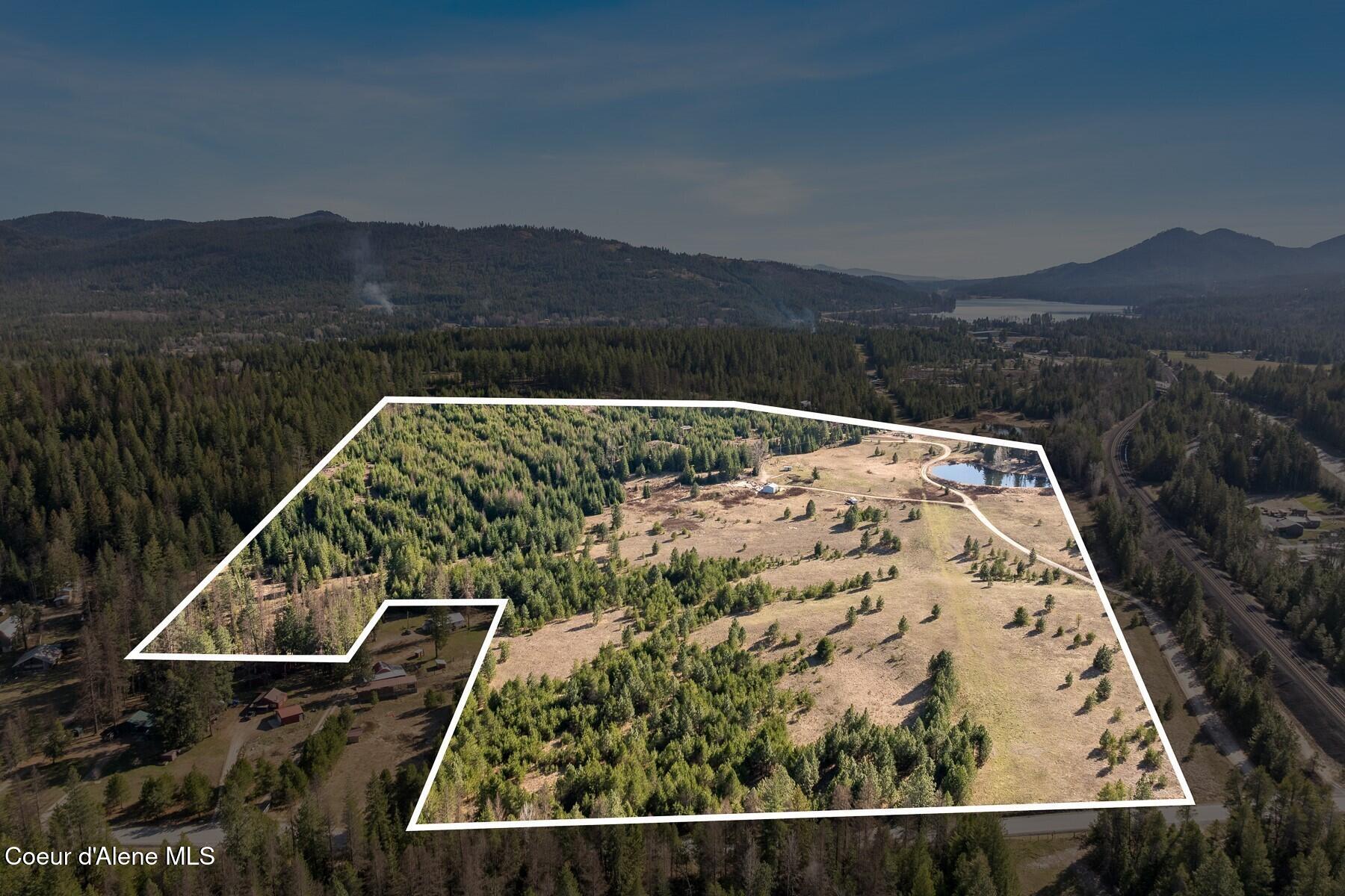 233 James Road Sagle, ID 83860 - Photo 5 of 17 Outlined Parcel Boundary