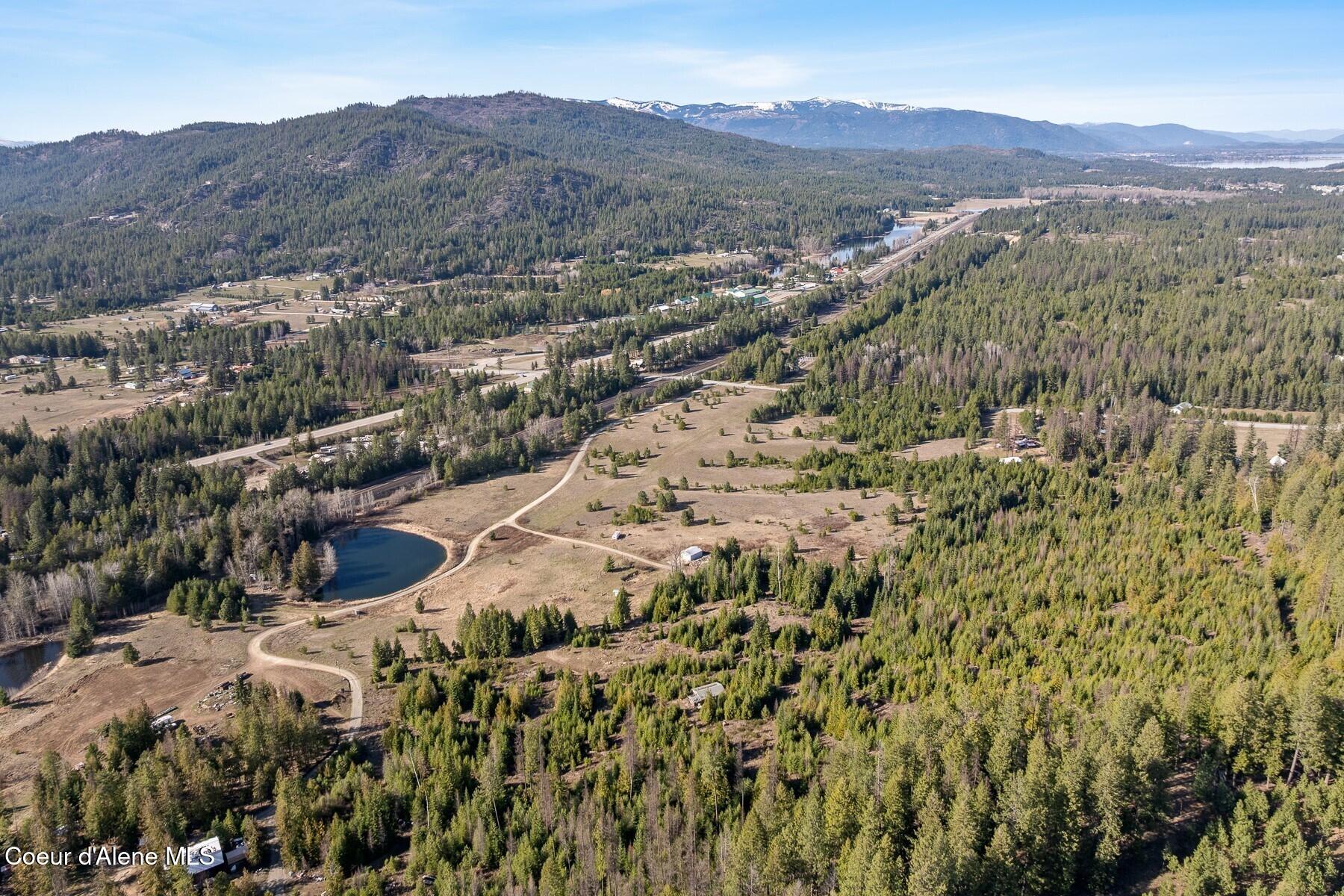 233 James Road Sagle, ID 83860 - Photo 6 of 17 Elevated Mountain Valley View