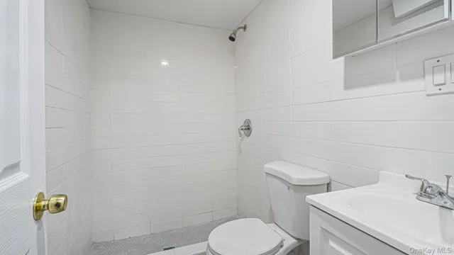 $1,188,000 | 5618 Sylvan Avenue | North Riverdale