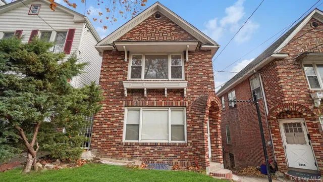 $1,188,000 | 5618 Sylvan Avenue | North Riverdale
