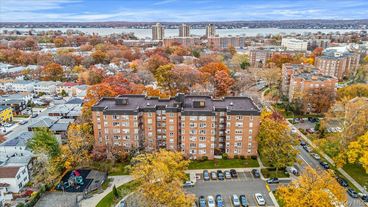 209-25 18th Avenue, Unit 6D Queens, NY 11360 - Photo 1 of 26 view of city