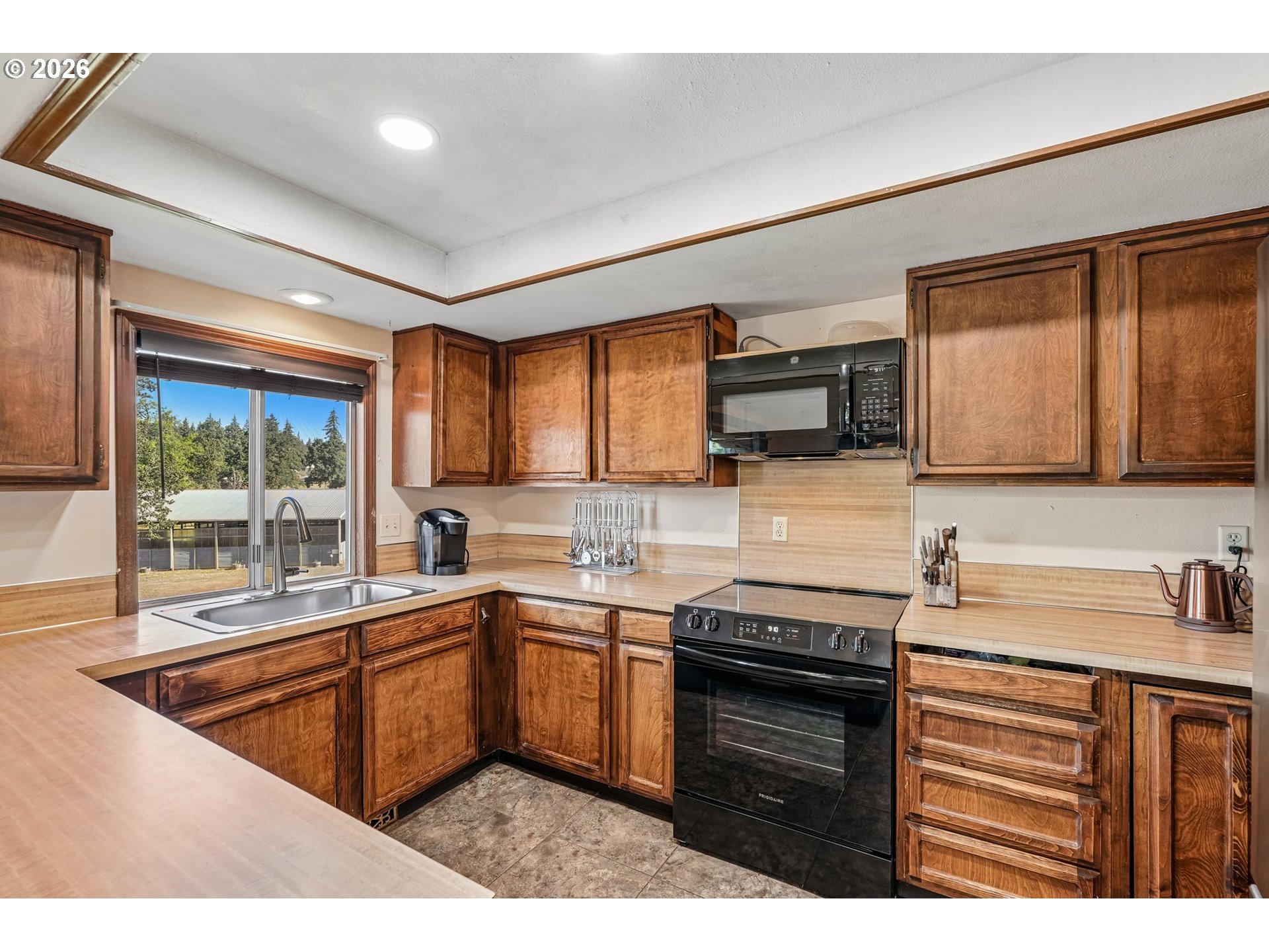 2316 Northeast 244th Avenue Camas, WA 98607 - Photo 10 of 46