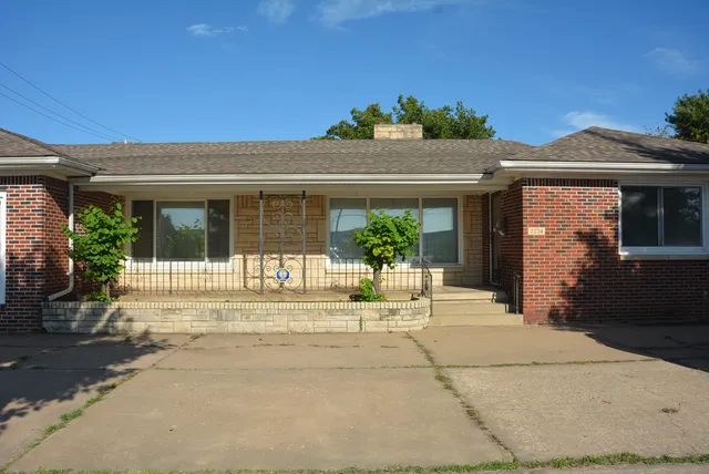 $315,000 | 3234 South Seneca Street, Wichita, KS 67217