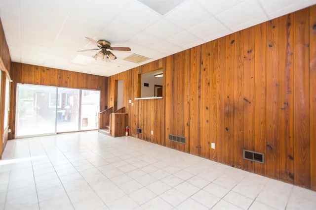 $315,000 | 3234 South Seneca Street, Wichita, KS 67217