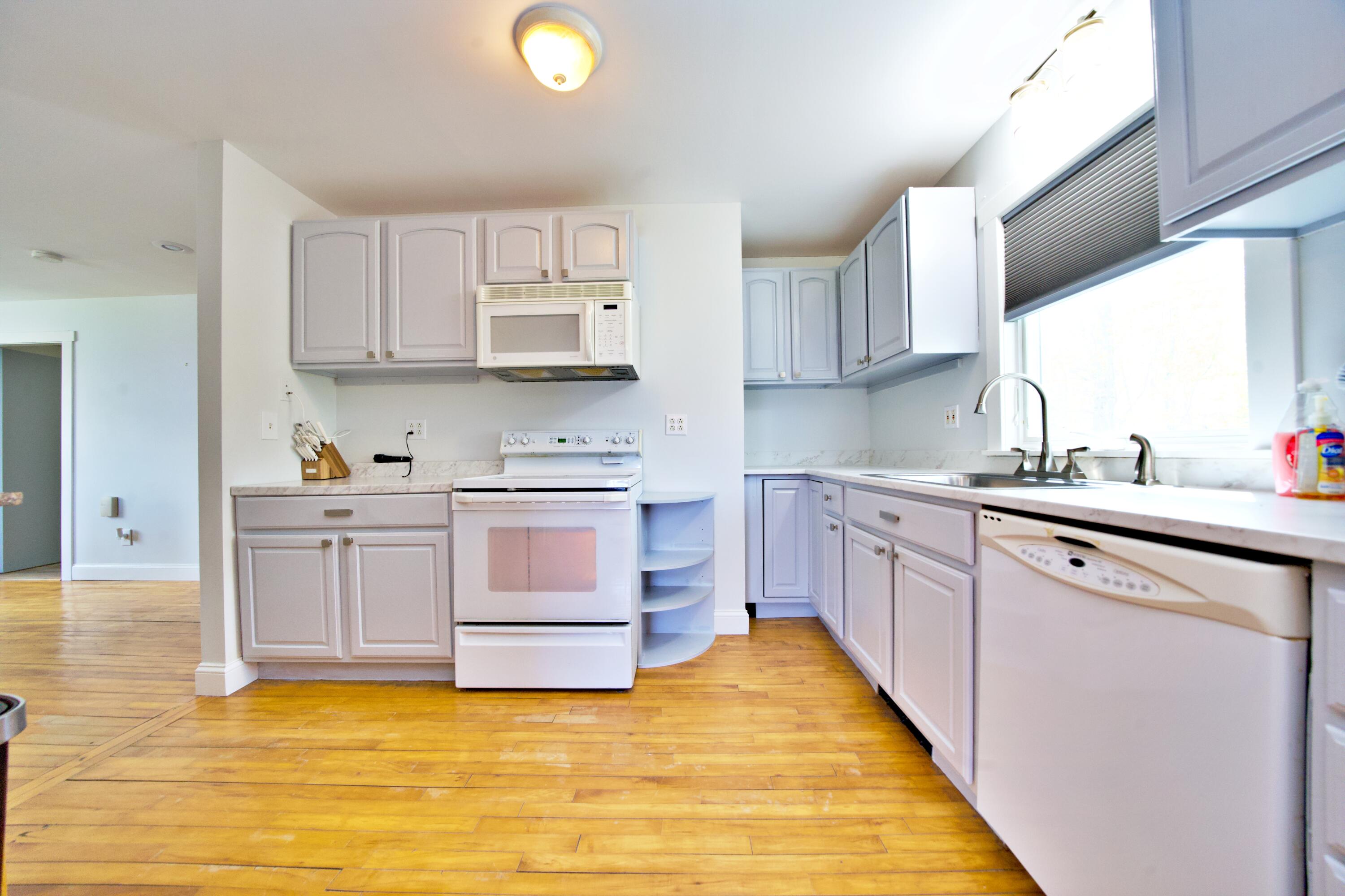12 Gould Road Orono, ME 04473 - Photo 14 of 29 DSC02555