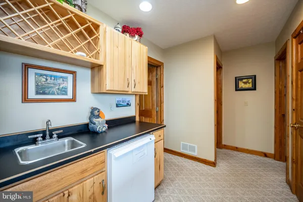 $950,000 | 110 Highline Drive, McHenry, MD 21541