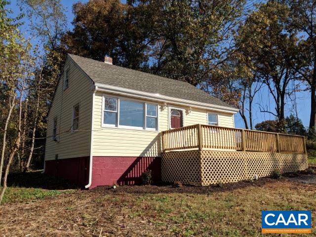 982 Dunnes Shop Road Ruckersville, VA 22968 - Photo 5 of 19 a view of a house with a roof deck