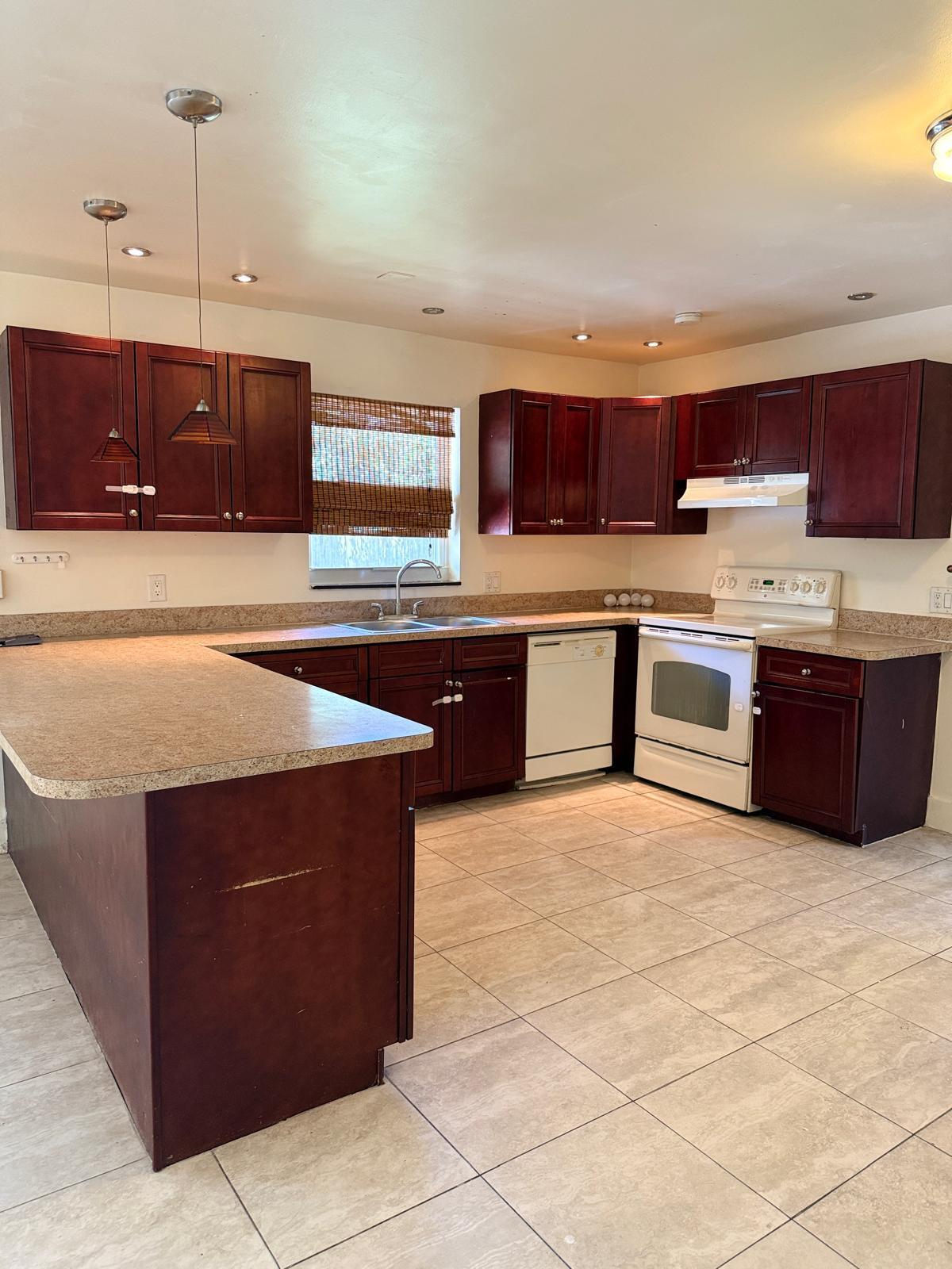 12126 Gibbs Road Delray Beach, FL 33483 - Photo 6 of 22 22