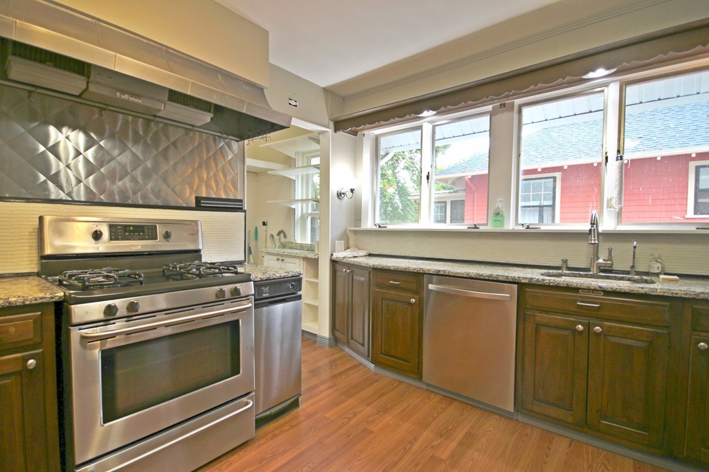 16 Commonwealth Road, Unit 16 Watertown, MA 02472 - Photo 9 of 26 Gallery Image 9