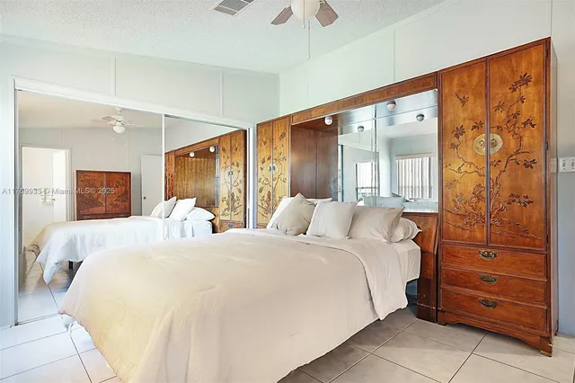 $289,900 | 102 Lake Shore Drive, Pembroke Park, FL 33009