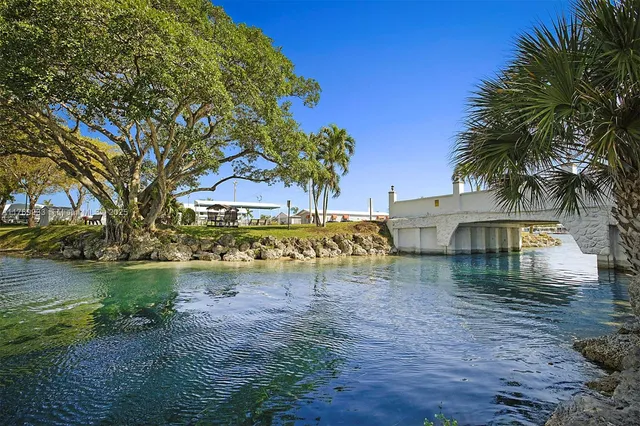 $289,900 | 102 Lake Shore Drive, Pembroke Park, FL 33009