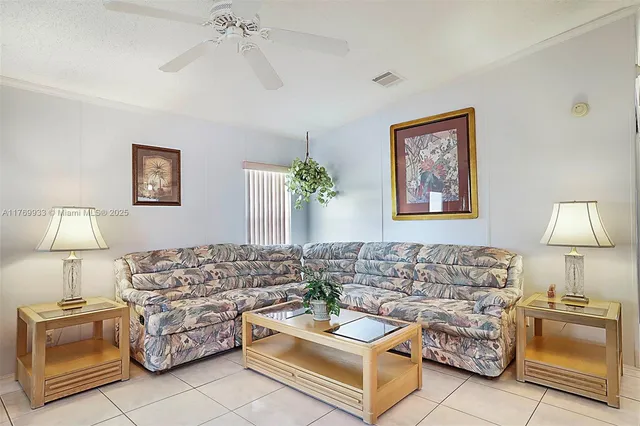 $289,900 | 102 Lake Shore Drive, Pembroke Park, FL 33009