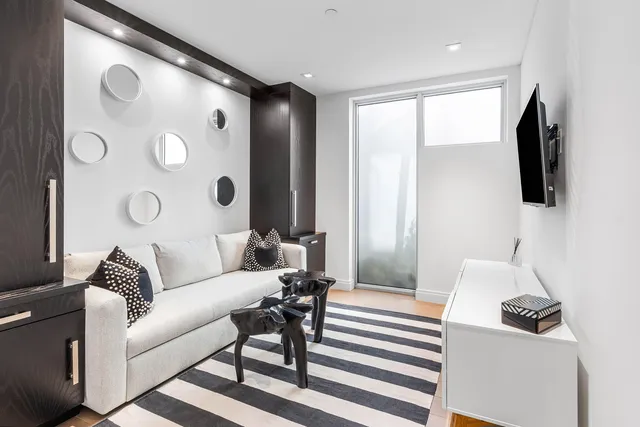 $6,250,000 | 130 Mac Farlane Drive, Delray Beach, FL 33483