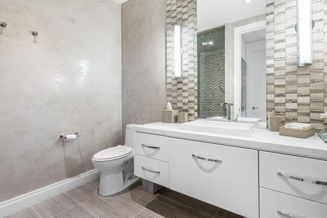 $6,250,000 | 130 Mac Farlane Drive, Delray Beach, FL 33483