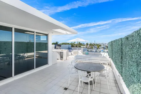 $6,250,000 | 130 Mac Farlane Drive, Delray Beach, FL 33483