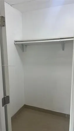 $2,100 | 15205 Northeast 6th Avenue, Unit D301, Miami, FL 33162