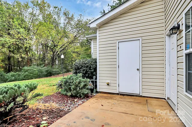 $1,700 | 13354 Savannah Club Drive, Charlotte, NC 28273