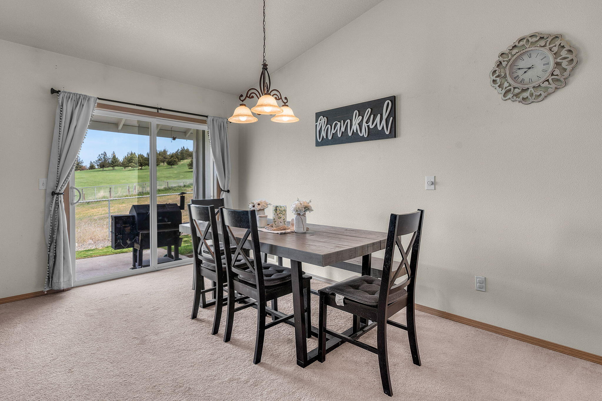 3276 Northeast Yellowpine Road Prineville, OR 97754 - Photo 12 of 34 2025_05_09_3276_ne_yellowpine_rd_pv-15