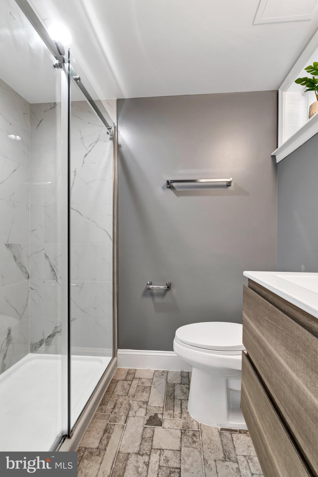 1536 Gleneagle Road Baltimore, MD 21239 - Photo 18 of 25 Basement bathroom