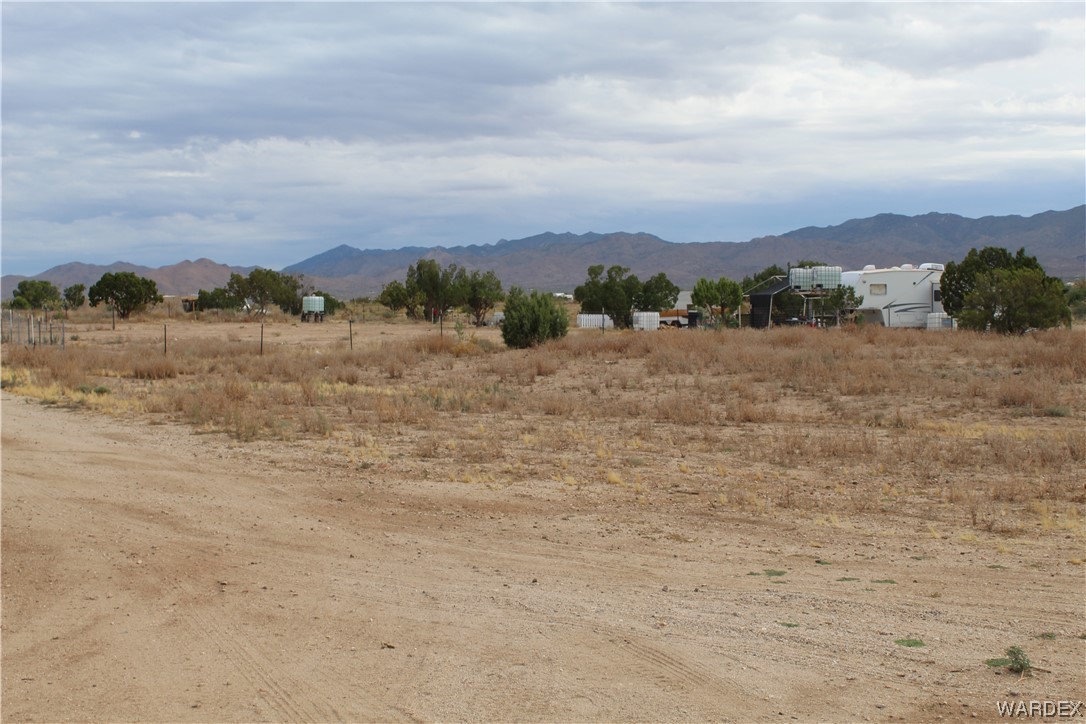 0 North Hoover Road Golden Valley, AZ 86413 - Photo 8 of 20 Gallery Image 8