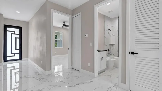 $4,000 | 2835 60th Avenue North, St. Petersburg, FL 33714