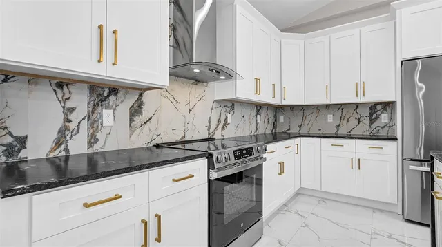 $4,000 | 2835 60th Avenue North, St. Petersburg, FL 33714