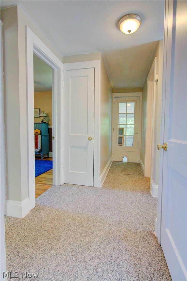 1145 Winston Road Cleveland, OH 44121 - Photo 20 of 31