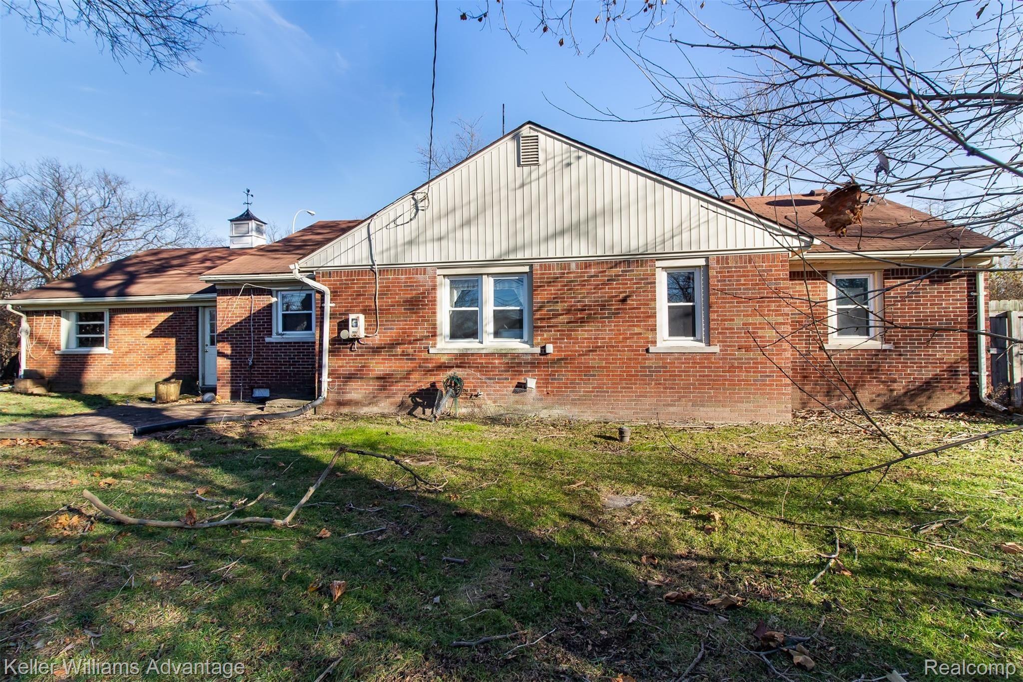 14835 Inkster Road Livonia, MI 48154 - Photo 22 of 23 InksterRd_14835_Back_03.jpg