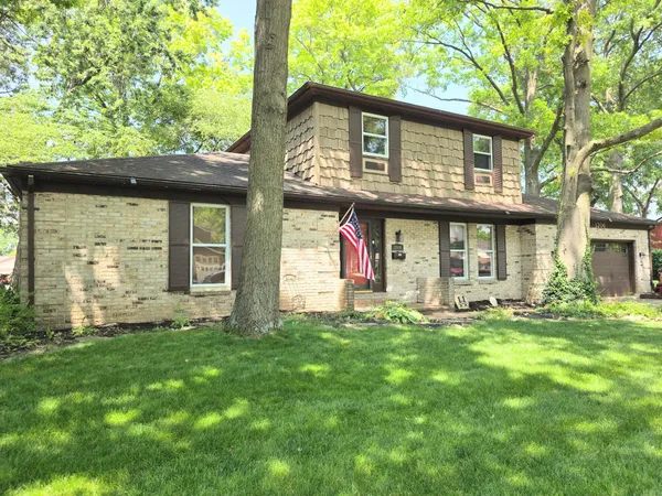 $309,900 | 1206 Hawthorne Street, St. Marys, OH 45885