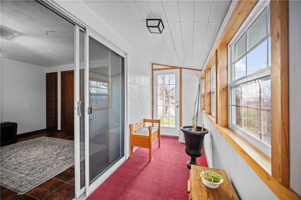 183 Lindley Road Canonsburg, PA 15317 - Photo 24 of 44 a very nice looking room with a large window
