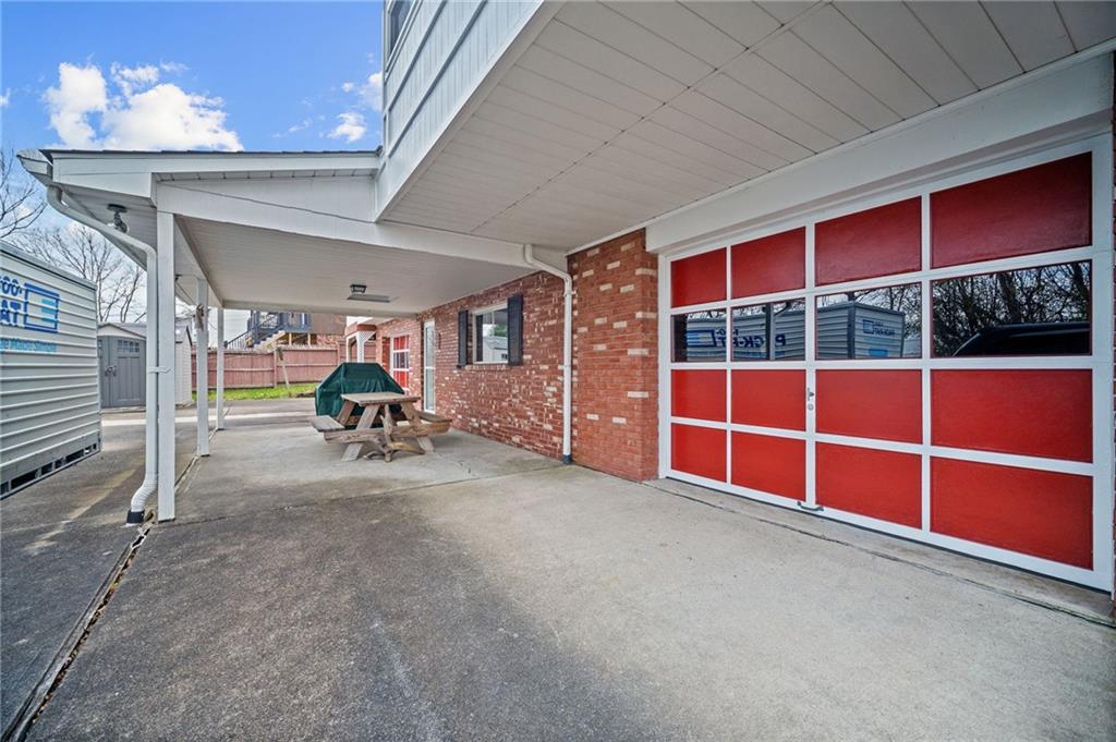 183 Lindley Road Canonsburg, PA 15317 - Photo 43 of 44 a view of an empty room with furniture and a window