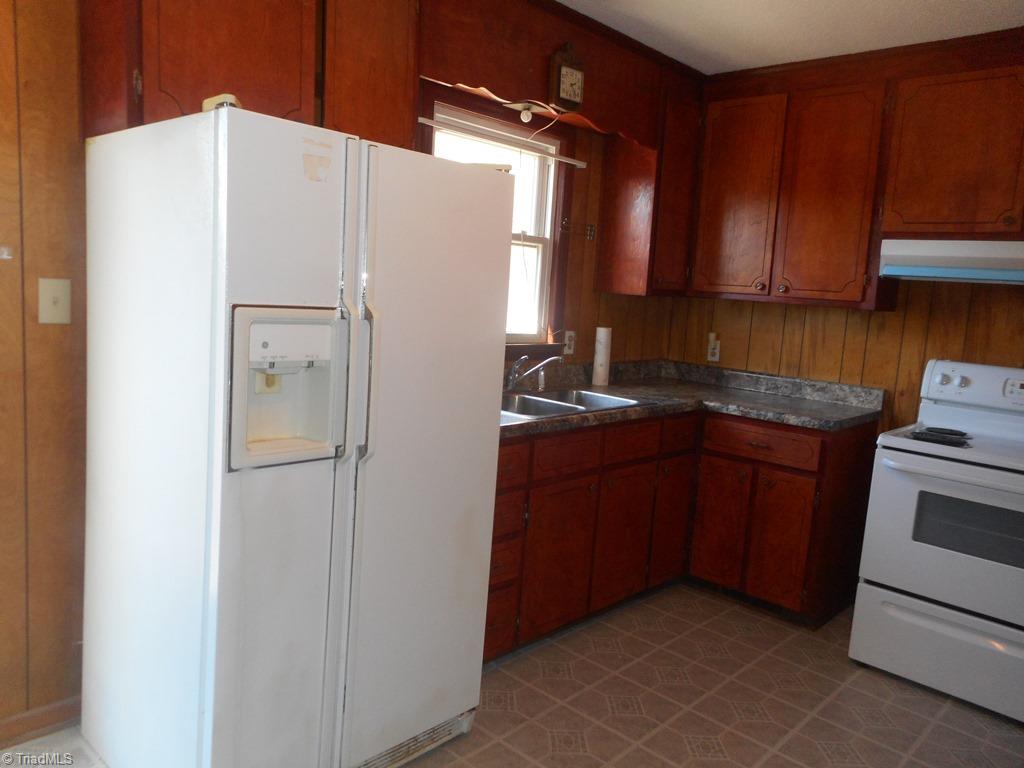 4088 Pine Hall Road Walnut Cove, NC 27052 - Photo 15 of 28 Gallery Image 15