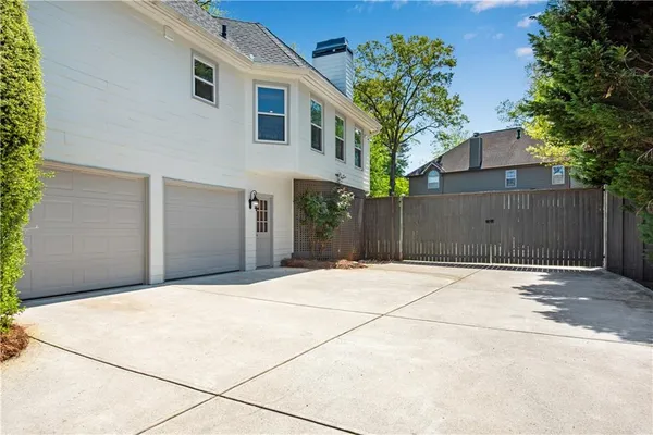 $775,000 | 2572 Chestea Drive Northeast, Marietta, GA 30066