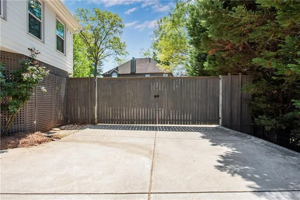 $775,000 | 2572 Chestea Drive Northeast, Marietta, GA 30066