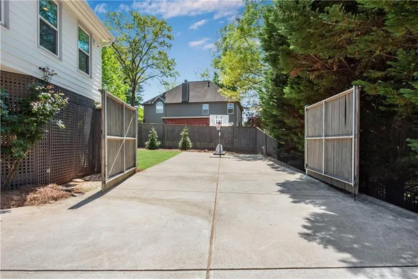 $775,000 | 2572 Chestea Drive Northeast, Marietta, GA 30066