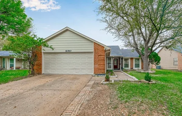 front view of house with a yard