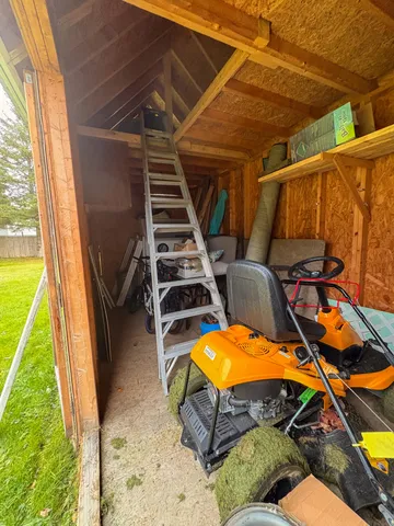 $170,000 | 33 Elizabeth Street, Presque Isle, ME 04769