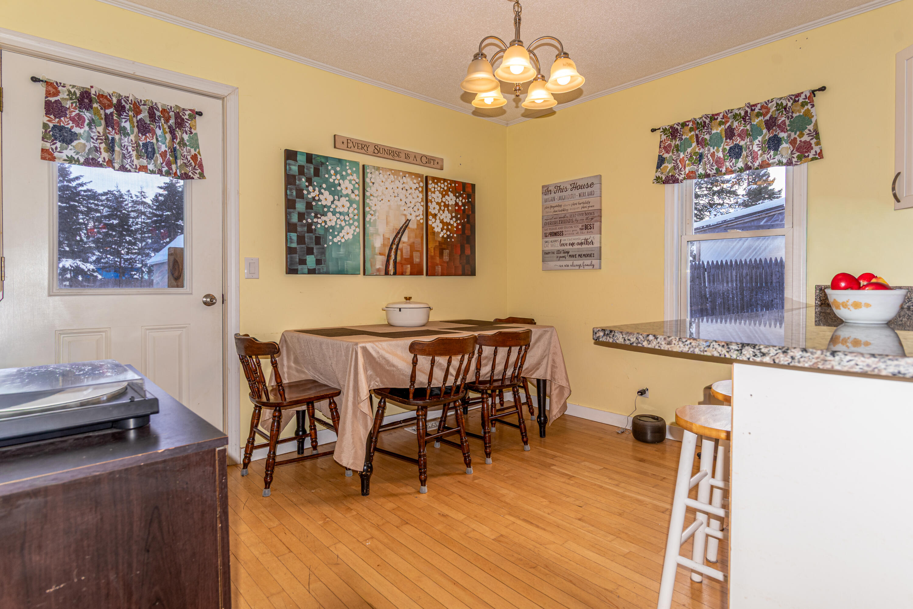 33 Elizabeth Street Presque Isle, ME 04769 - Photo 24 of 47 Dining Area