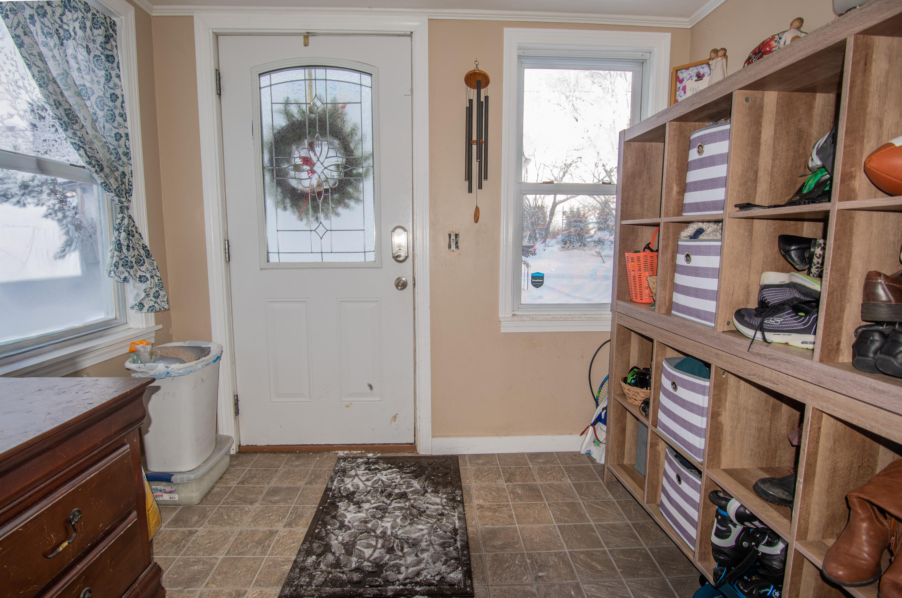 33 Elizabeth Street Presque Isle, ME 04769 - Photo 26 of 47 Mudroom