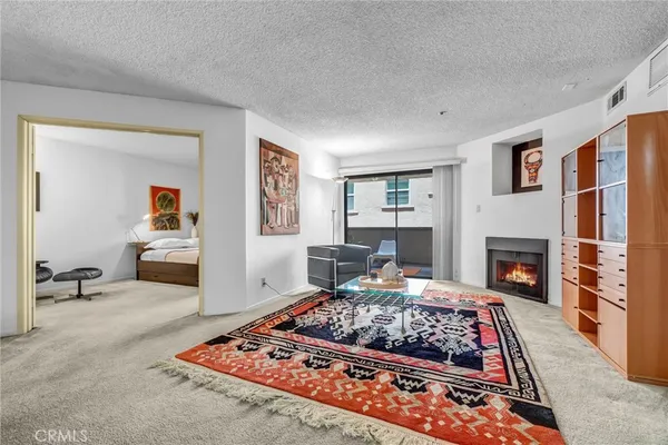 $575,000 | 35 Linden Avenue, Unit 304, Long Beach, CA 90802