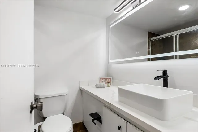 $339,900 | 2800 North 46th Avenue, Unit A307, Hollywood, FL 33021