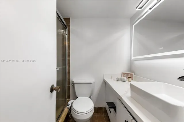 $339,900 | 2800 North 46th Avenue, Unit A307, Hollywood, FL 33021